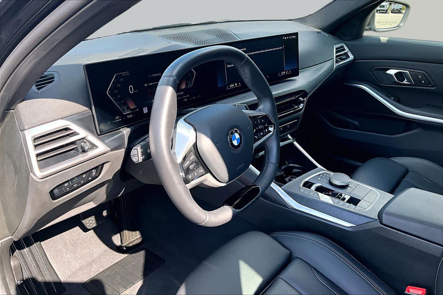 Used 2025 BMW 330i Sedan RWD image 17