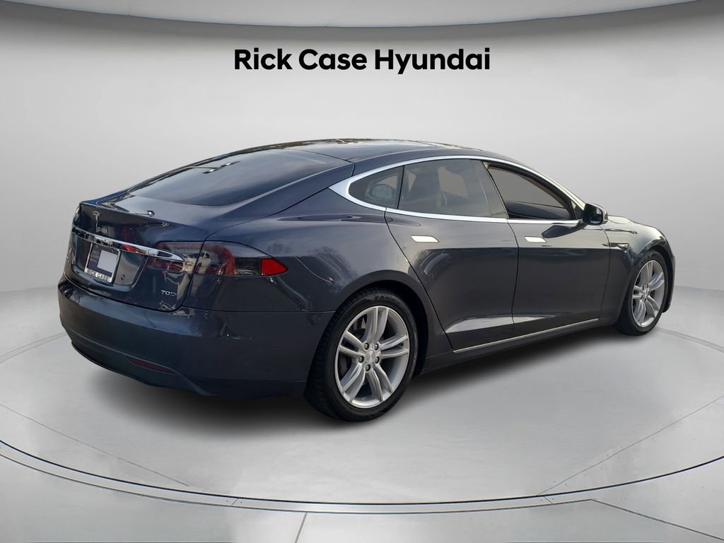 Used 2016 Tesla Model S 70D image 7