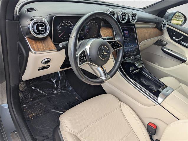 Used 2023 Mercedes-Benz GLC 300 4MATIC image 10
