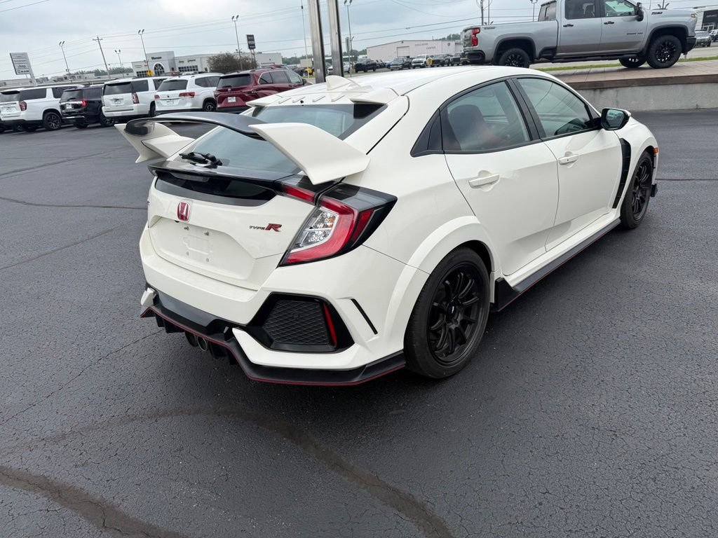 Used 2018 Honda Civic Type R image 3
