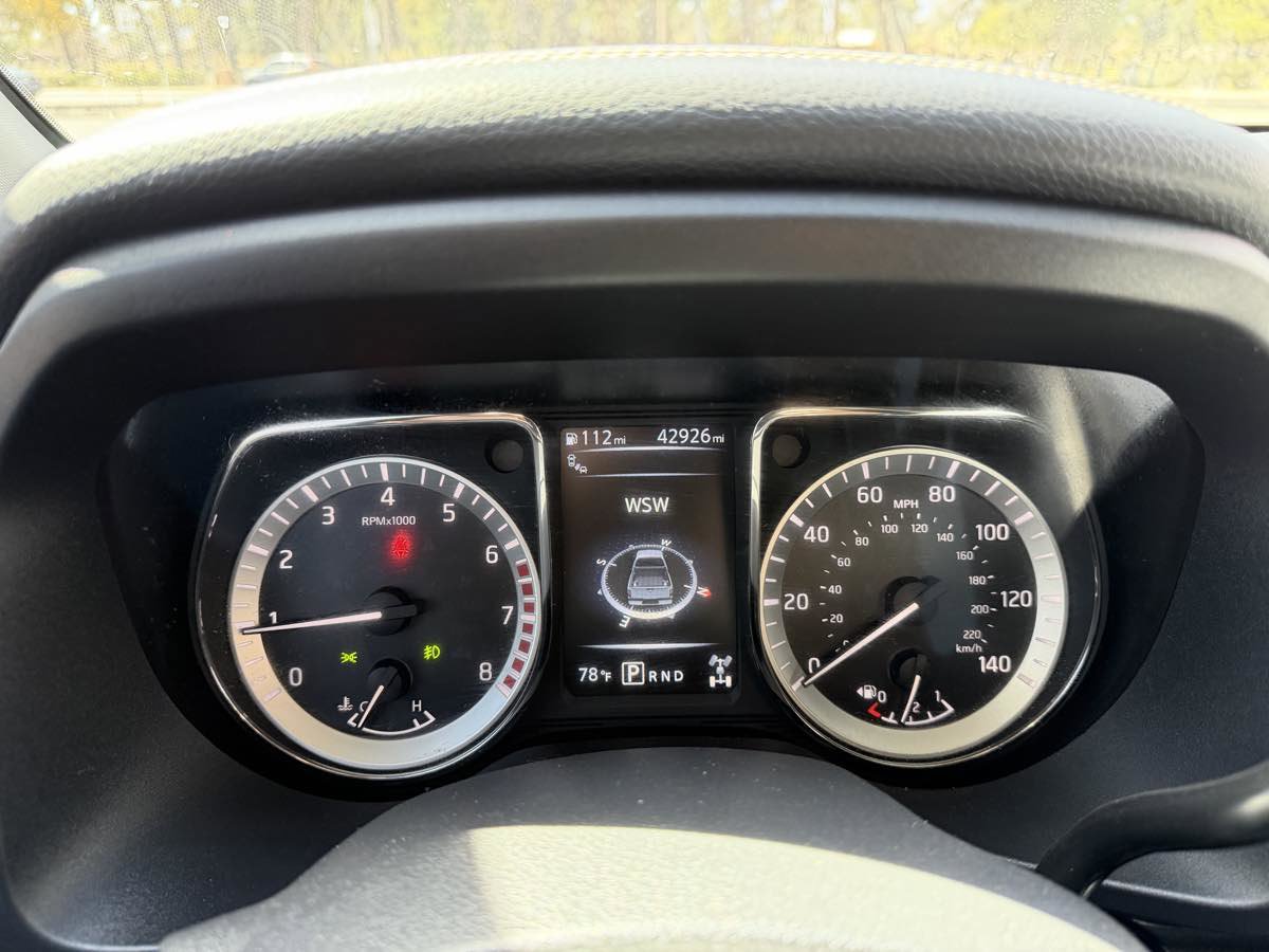 Used 2018 Nissan Titan PRO-4X w/ Pro-4x Utility Package AWD/4WD image 17