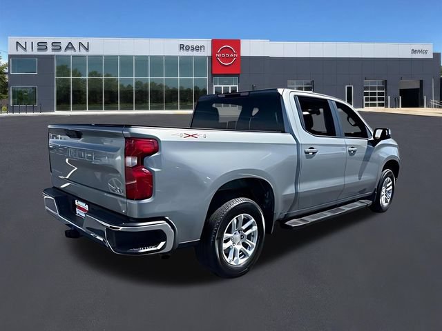 Used 2023 Chevrolet Silverado 1500 LT AWD/4WD image 3