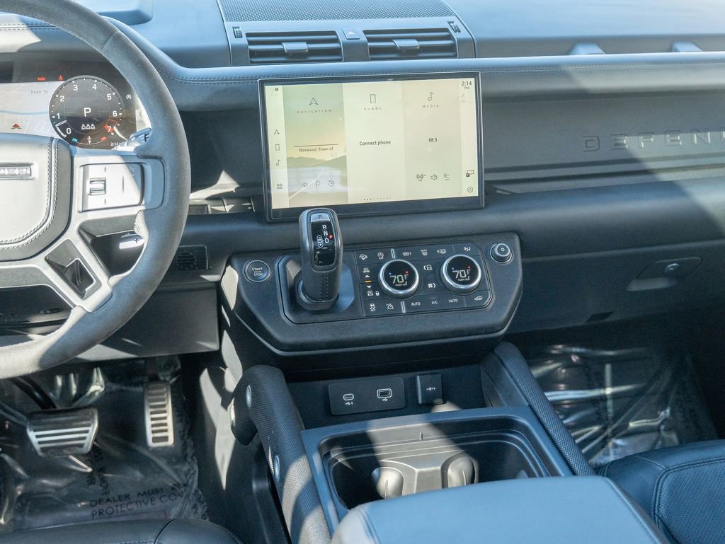 Used 2024 Land Rover Defender 110 Carpathian Edition image 20
