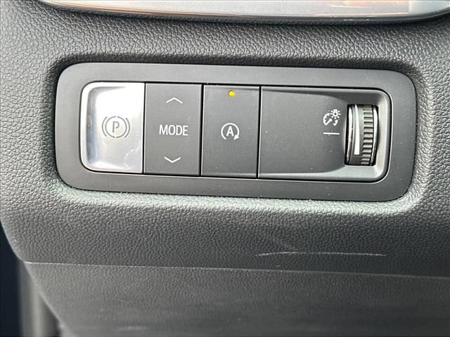 Certified 2026 GMC Acadia Elevation w/ Elevation Premium Package FWD image 26