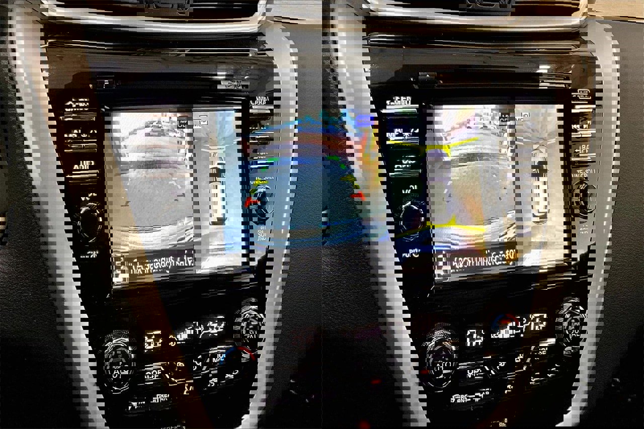 Used 2018 Nissan Murano SL w/ Moonroof Package image 24