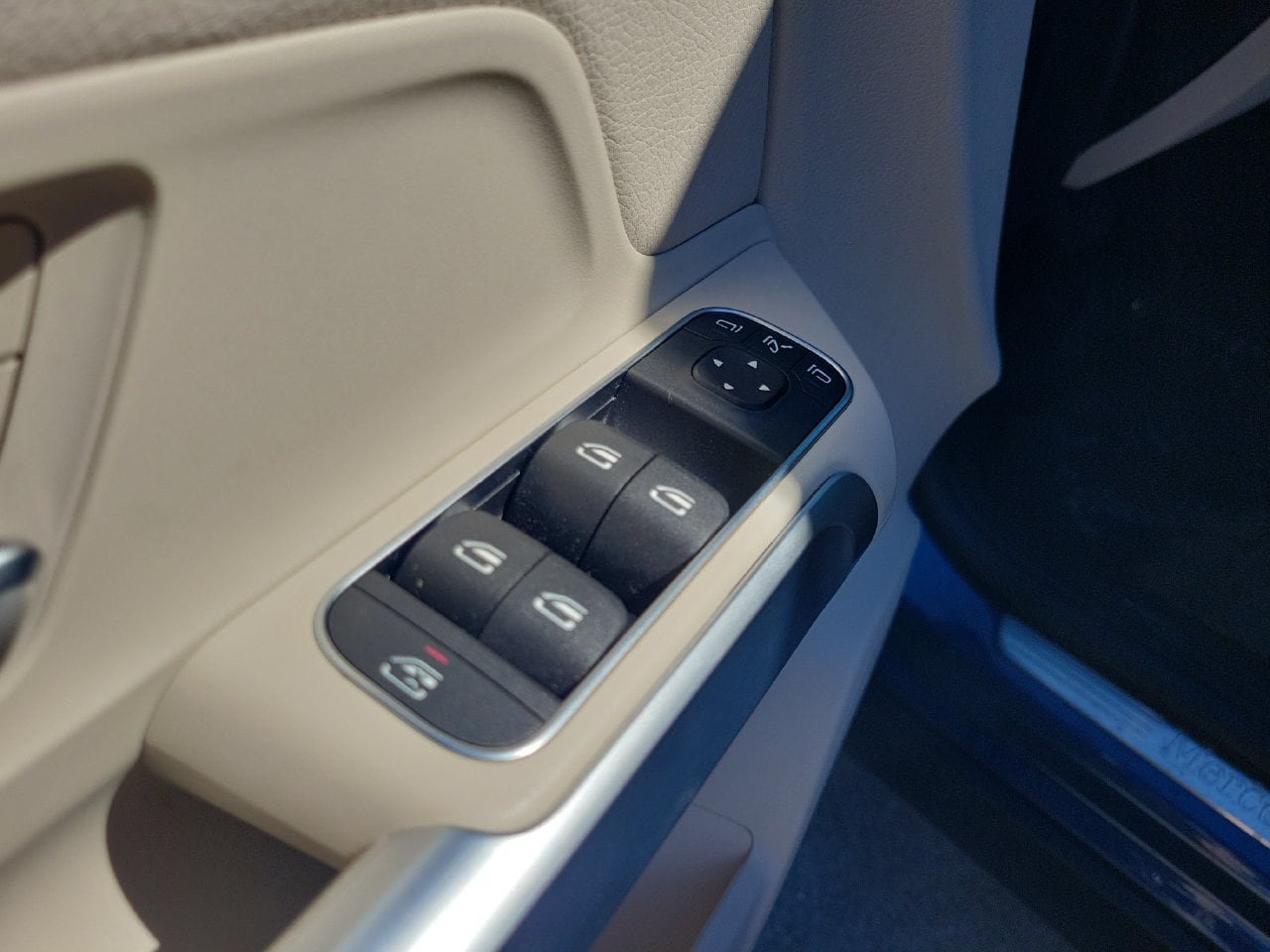 Used 2022 Mercedes-Benz GLB 250 image 15