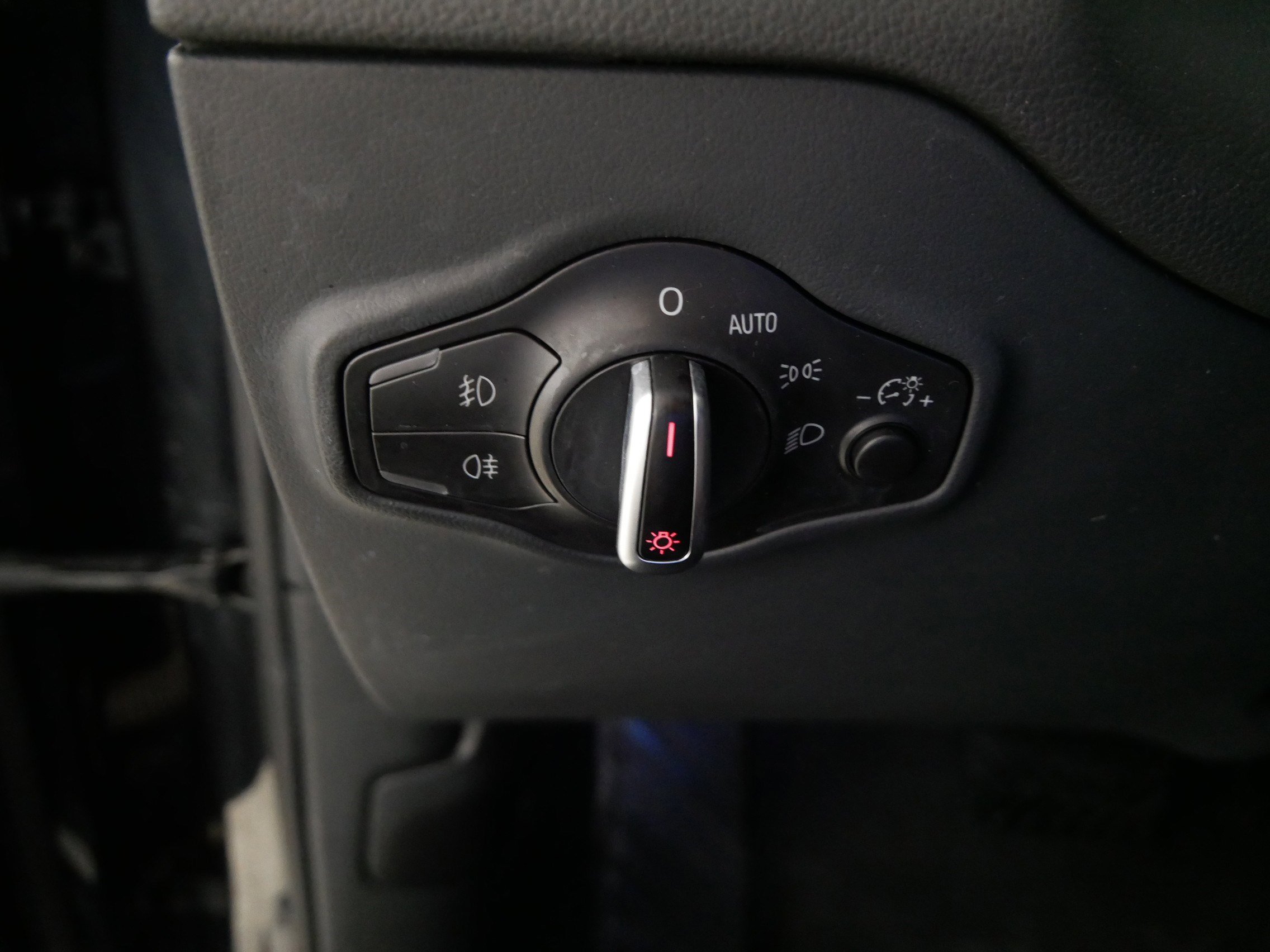 Used 2016 Audi Q5 2.0T Premium Plus w/ Technology Package image 26