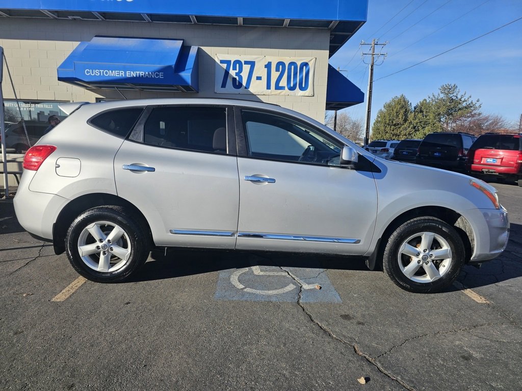 Used 2013 Nissan Rogue S w/ Special Edition Pkg image 2