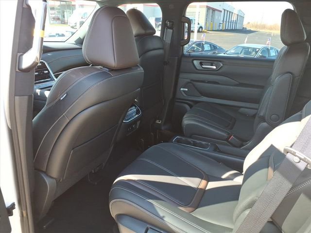 New 2026 Nissan Armada SL image 26