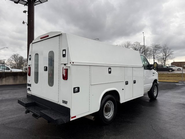 Used 2019 Ford E-350 and Econoline 350 Super Duty w/ Power Windows & Locks Group RWD image 8