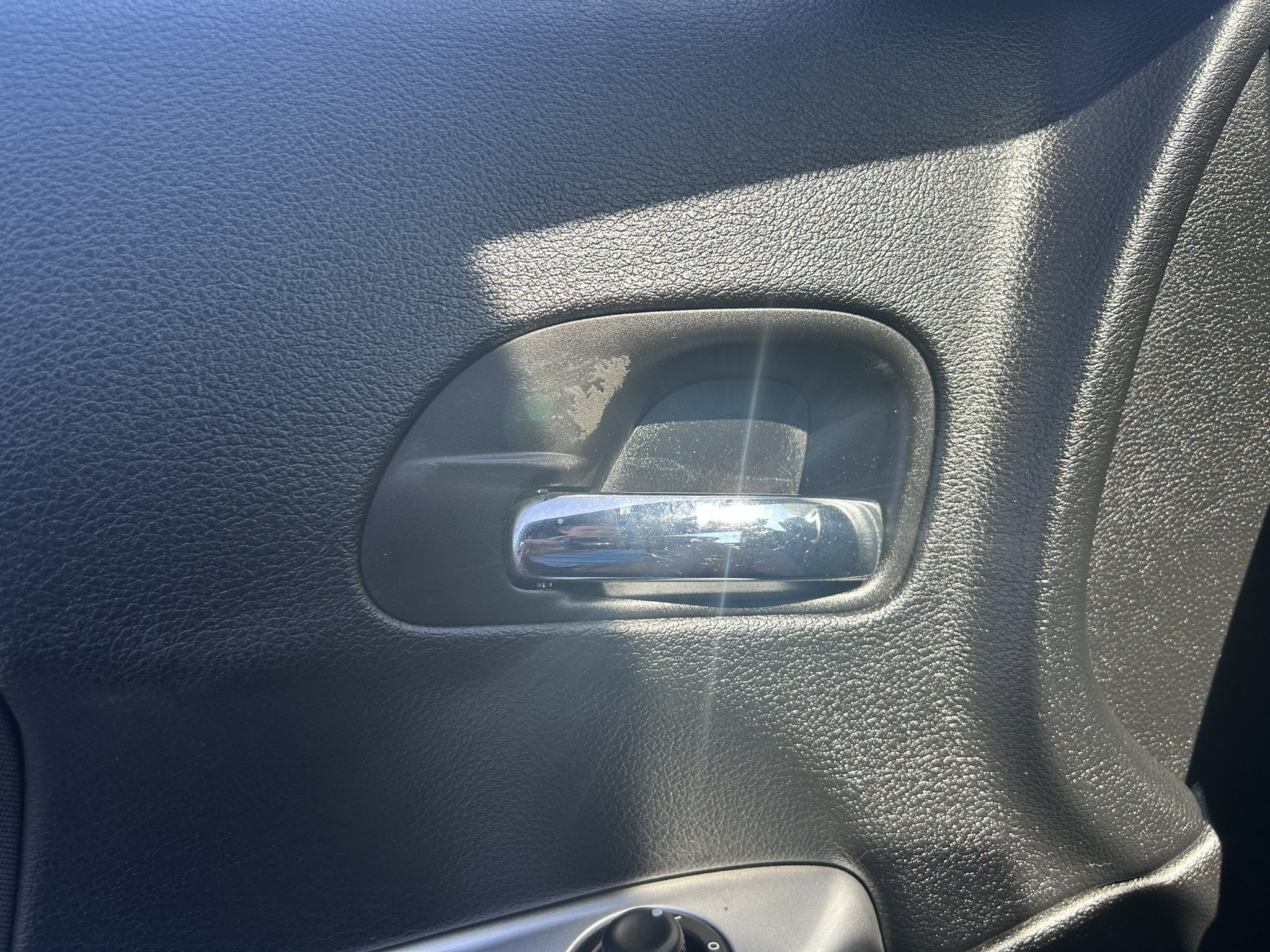 Used 2014 Chrysler 200 Touring w/ Cold Weather Group FWD image 25