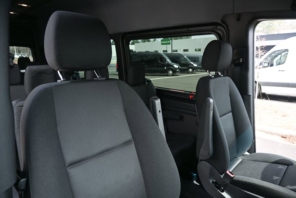 Used 2023 Mercedes-Benz Sprinter 2500 image 17