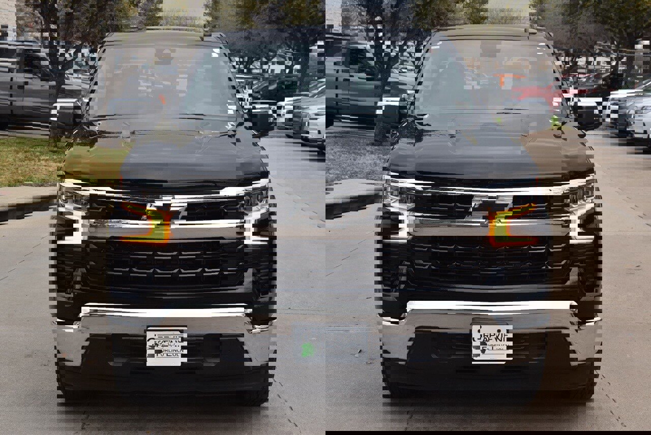 Used 2025 Chevrolet Silverado 1500 LT w/ Texas Edition Plus image 3