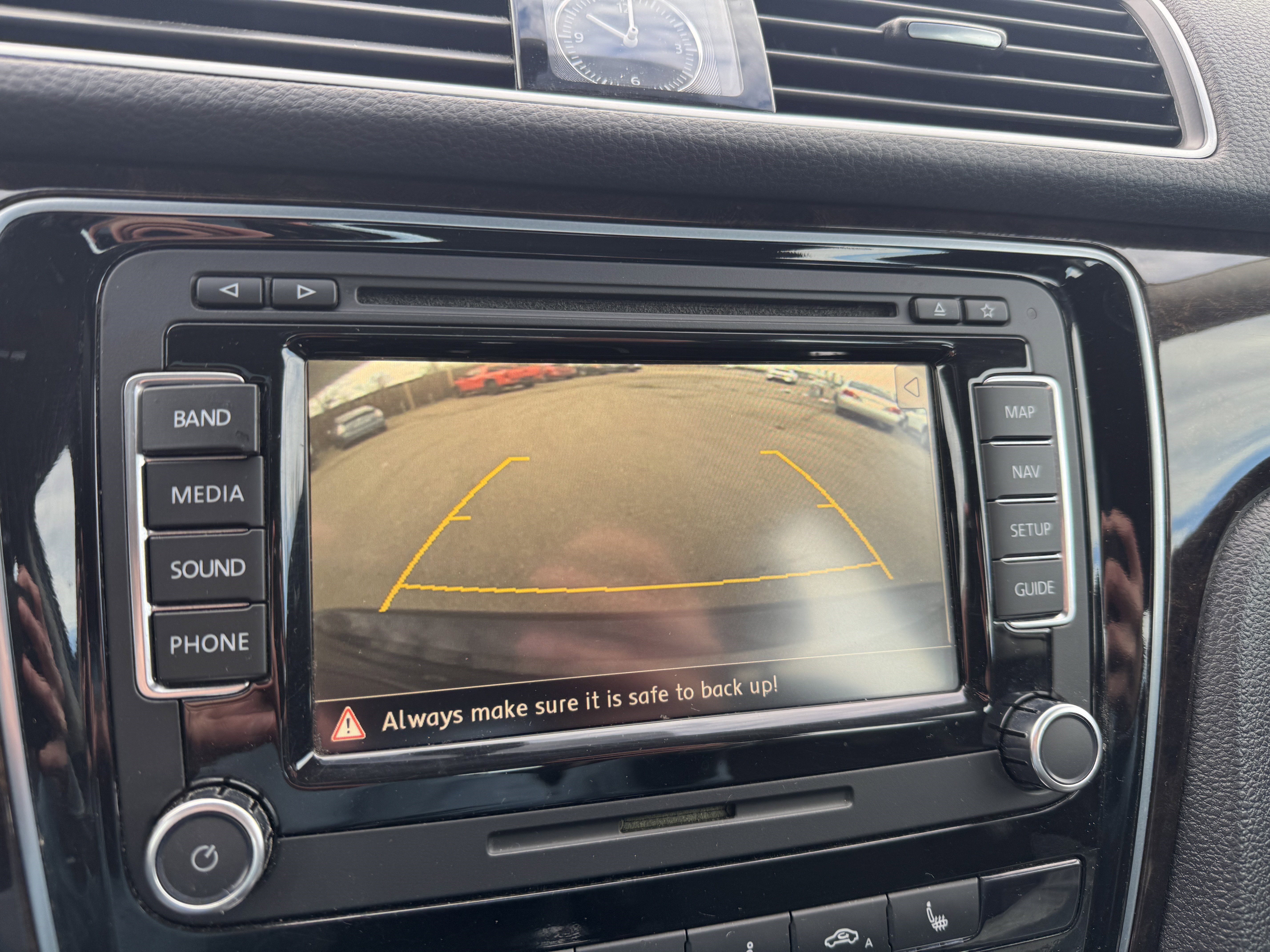 Used 2014 Volkswagen Passat TDI SEL Premium image 27