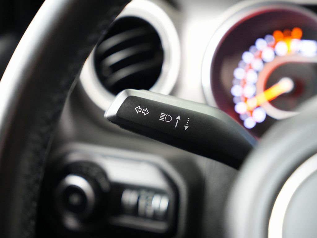 Used 2020 Jeep Wrangler Sport image 14