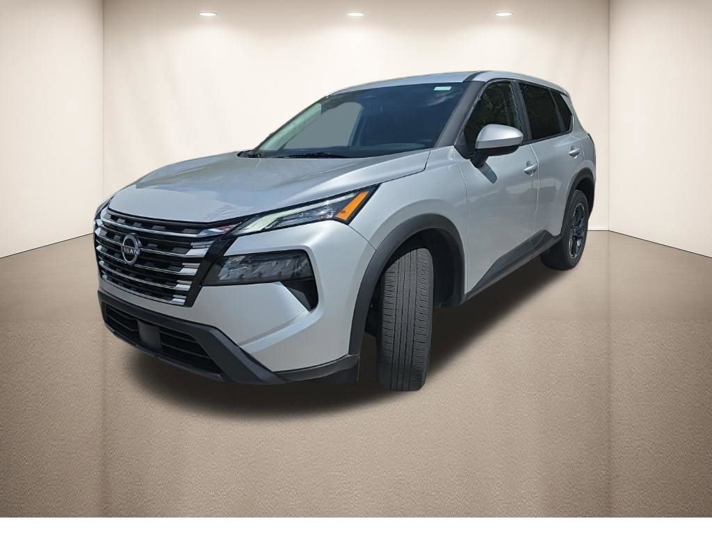 Used 2025 Nissan Rogue SV image 9