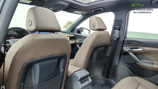 Used 2025 Audi Q6 e-tron Premium w/ Convenience Package image 30