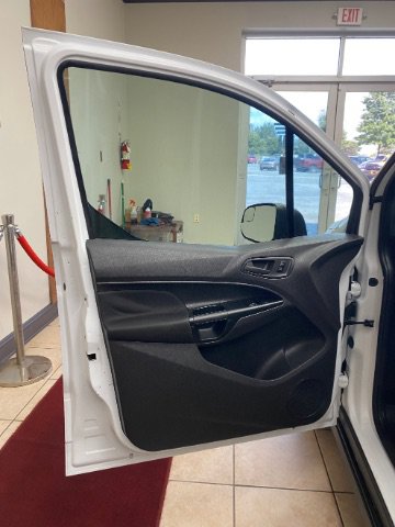 Used 2018 Ford Transit Connect XL FWD image 17