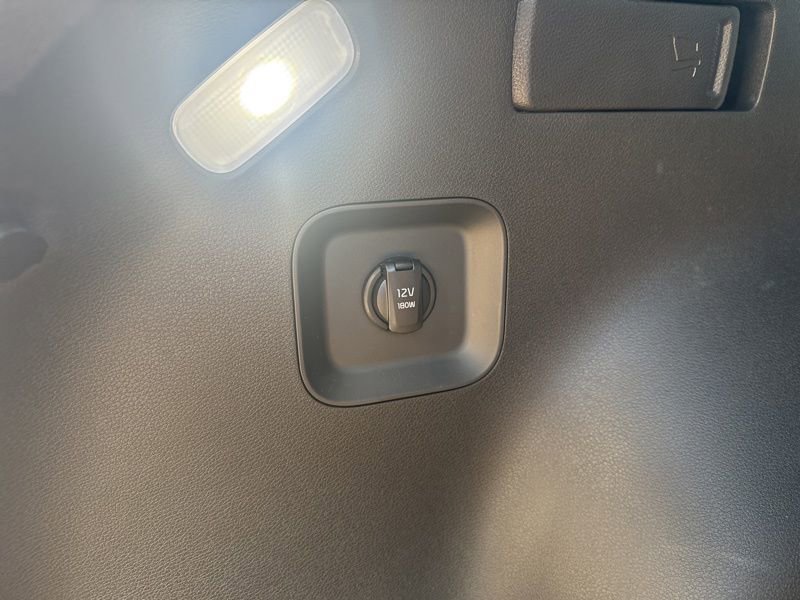 New 2026 Kia Sportage X-Line w/ X-Line Technology Package image 11