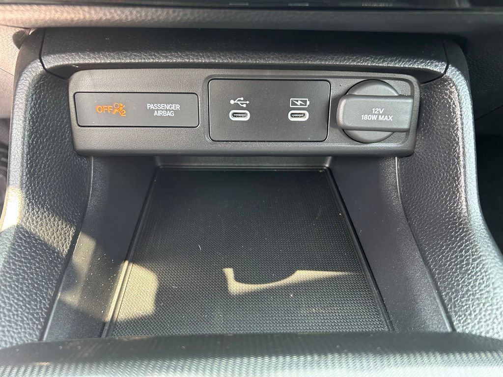 Used 2025 Honda Civic Sport image 28