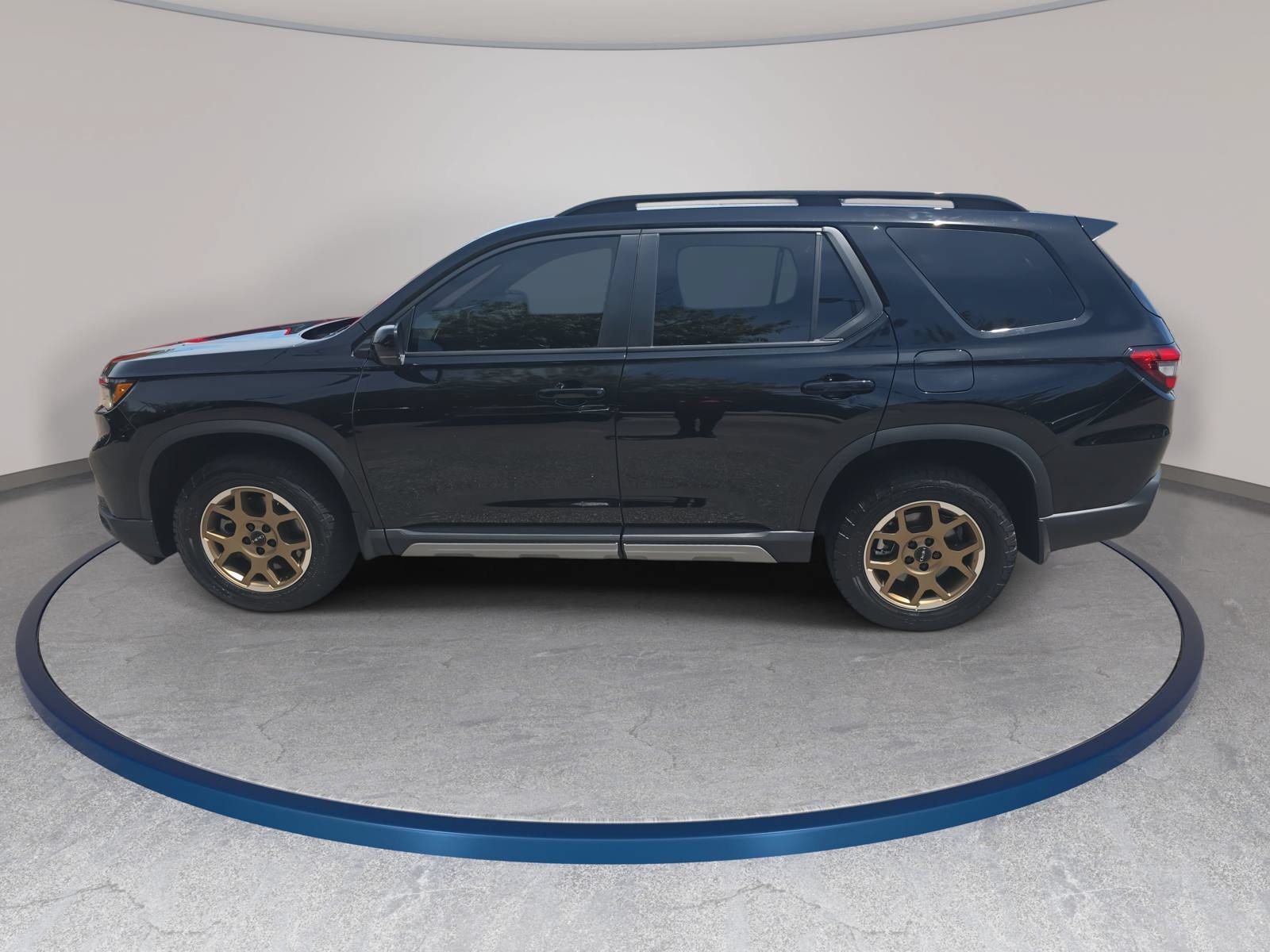 Used 2024 Honda Pilot TrailSport image 8