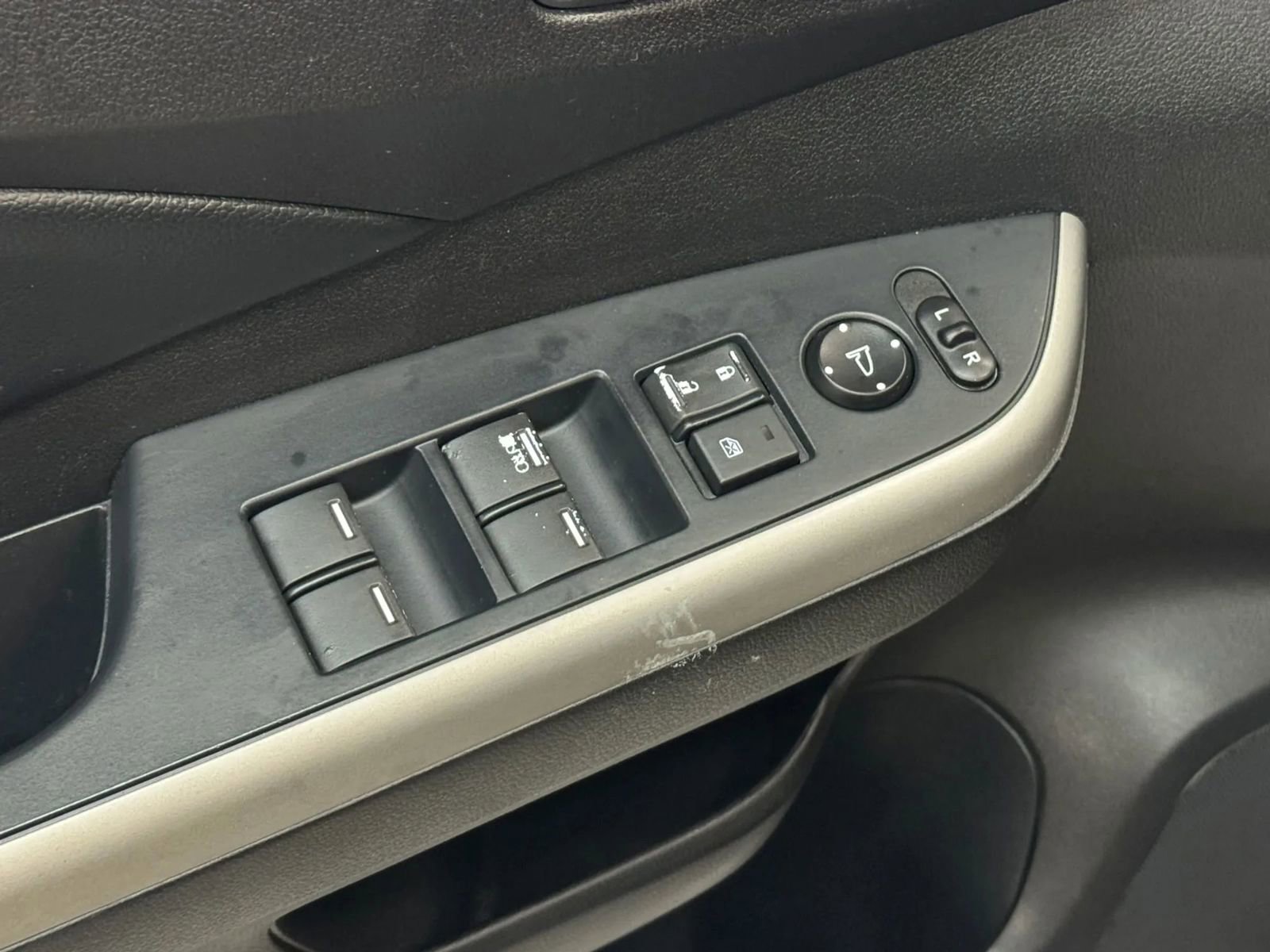 Used 2014 Honda CR-V EX-L image 25