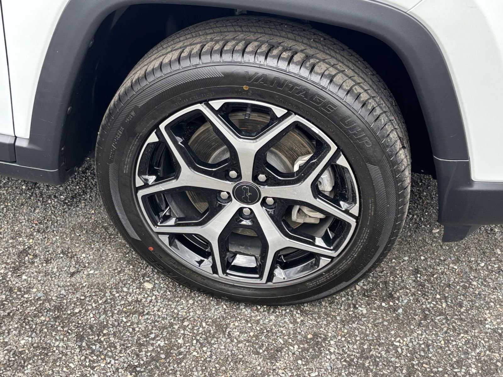 Used 2025 Jeep Compass Limited AWD/4WD image 31