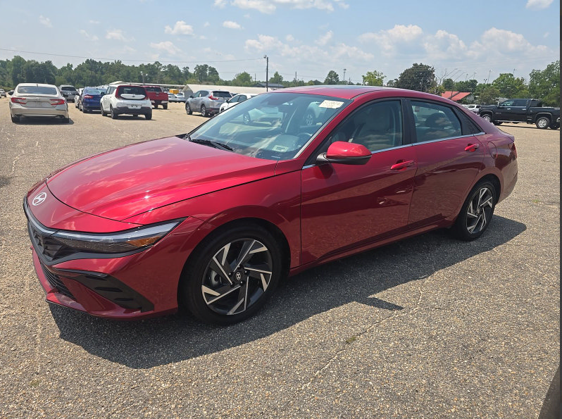 Used 2025 Hyundai Elantra Limited FWD video 1