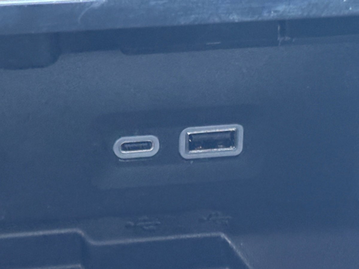 Used 2026 GMC Yukon XL Denali w/ Denali Reserve Package image 6