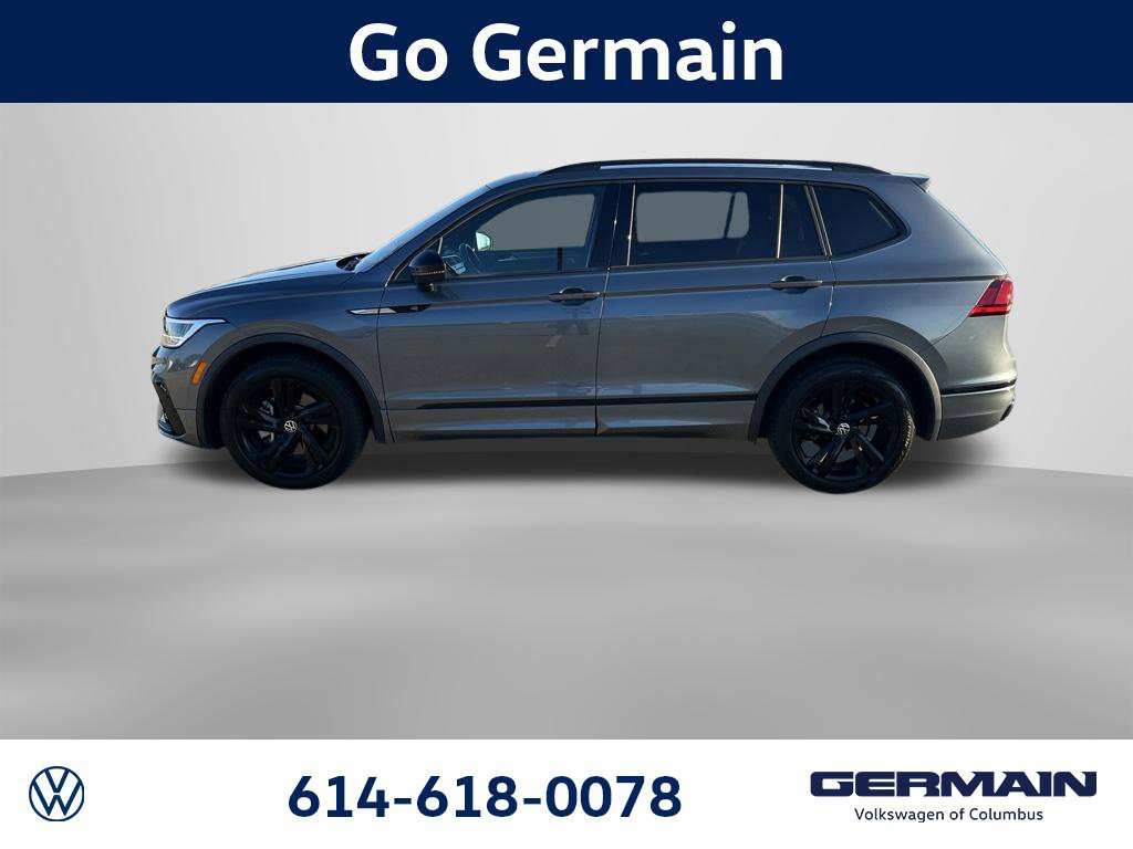 Used 2023 Volkswagen Tiguan SE R-Line FWD image 3
