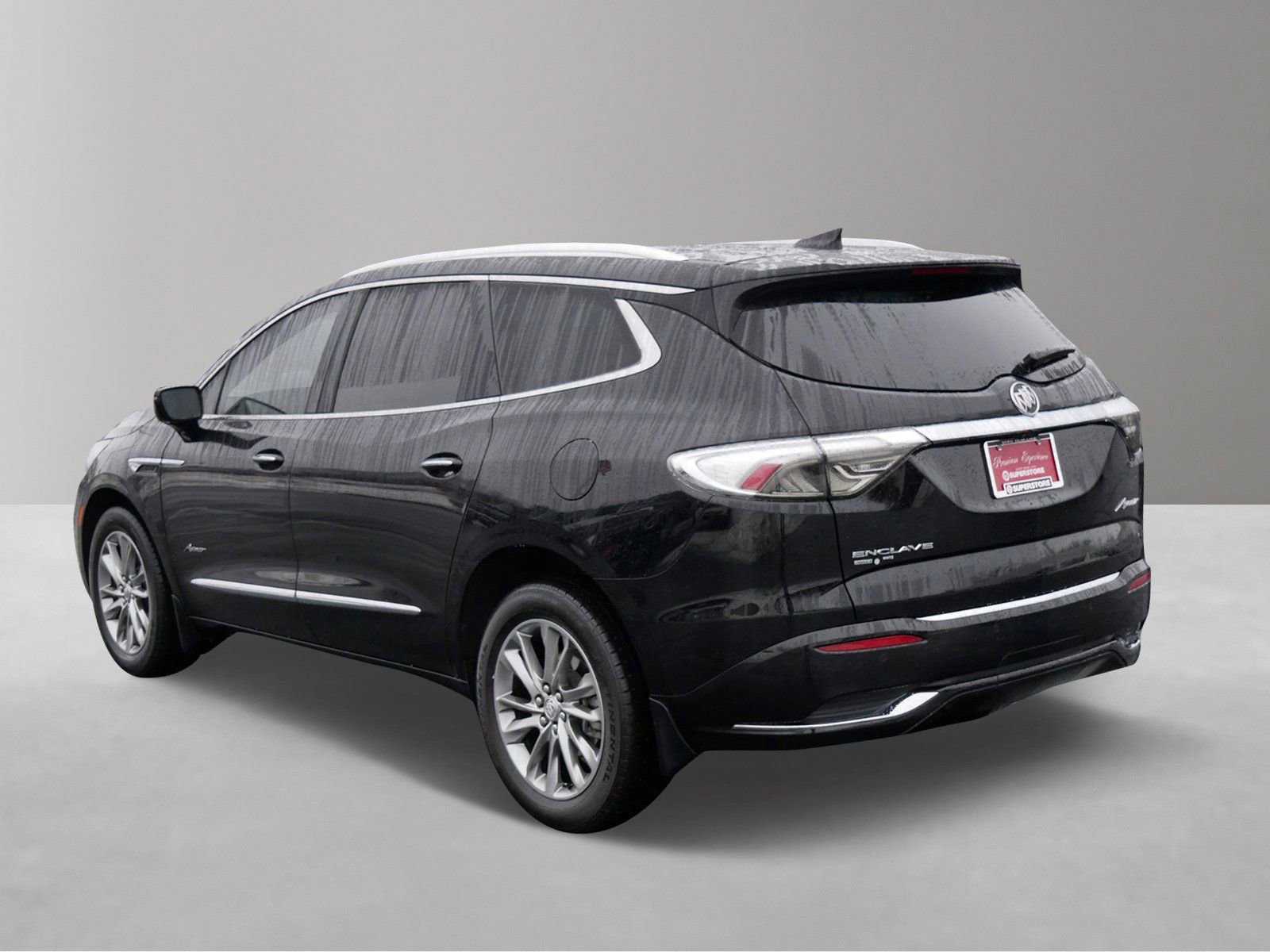 Used 2024 Buick Enclave Avenir w/ Avenir Technology Package image 3