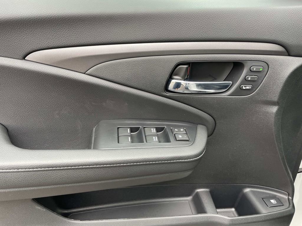 New 2026 Honda Ridgeline RTL image 16