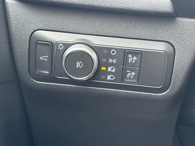 Used 2020 Ford Escape SEL image 24