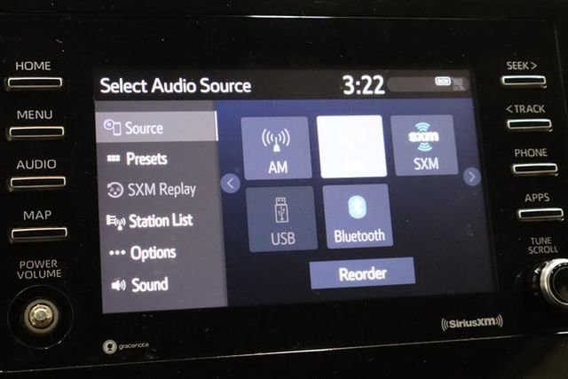 Used 2022 Toyota Camry SE image 28