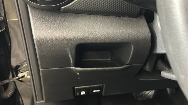 Used 2023 Nissan Kicks SV FWD image 19