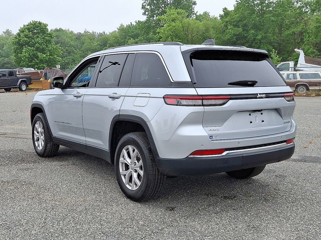 Used 2022 Jeep Grand Cherokee Limited AWD/4WD image 8