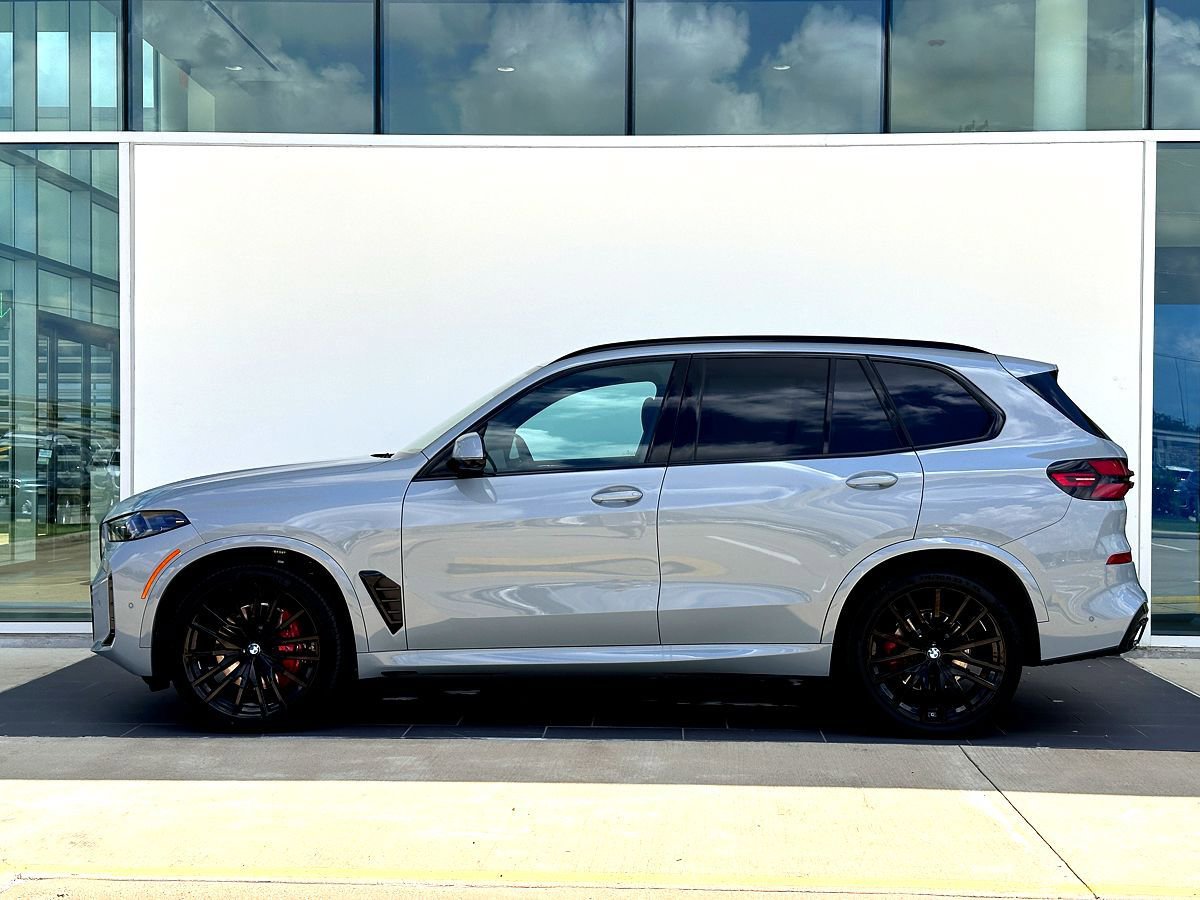 New 2026 BMW X5 sDrive40i w/ M Sport Package image 8