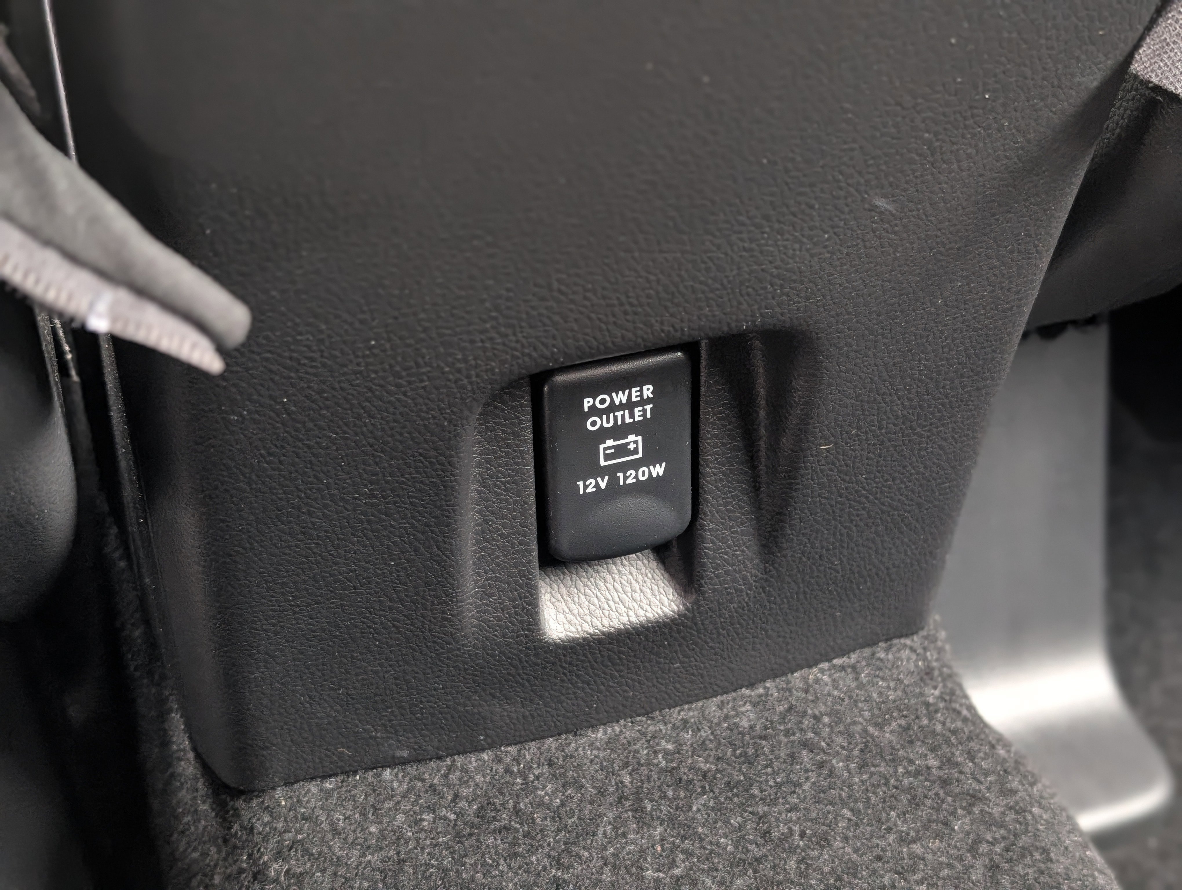 Used 2024 Mitsubishi Eclipse Cross LE image 30