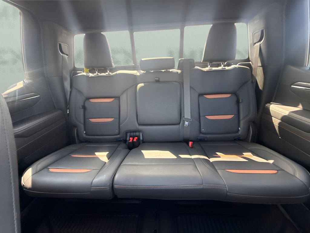 Used 2023 GMC Sierra 1500 AT4 w/ AT4 Premium Package AWD/4WD image 11