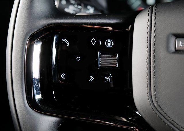 New 2026 Land Rover Range Rover Velar Dynamic SE image 16