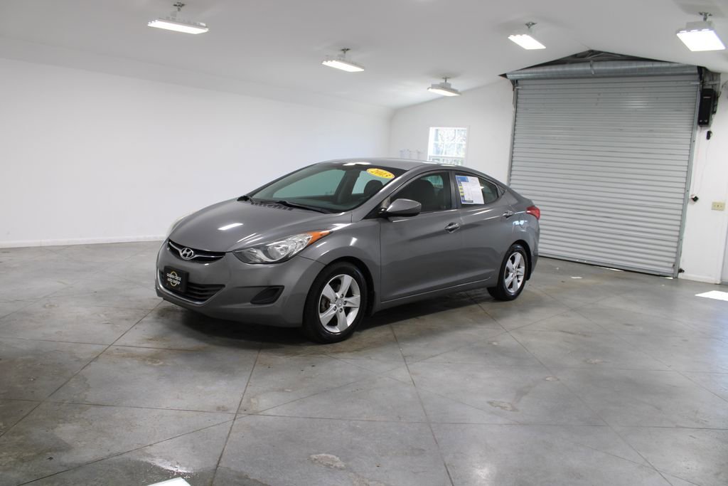 Used 2013 Hyundai Elantra GLS image 4