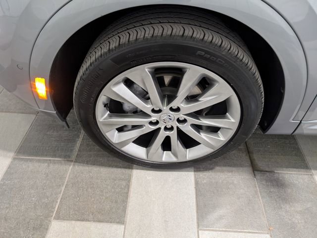 Used 2023 Buick Envision Avenir AWD/4WD image 7