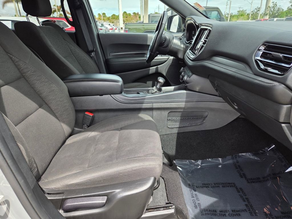 Used 2023 Dodge Durango SXT image 10