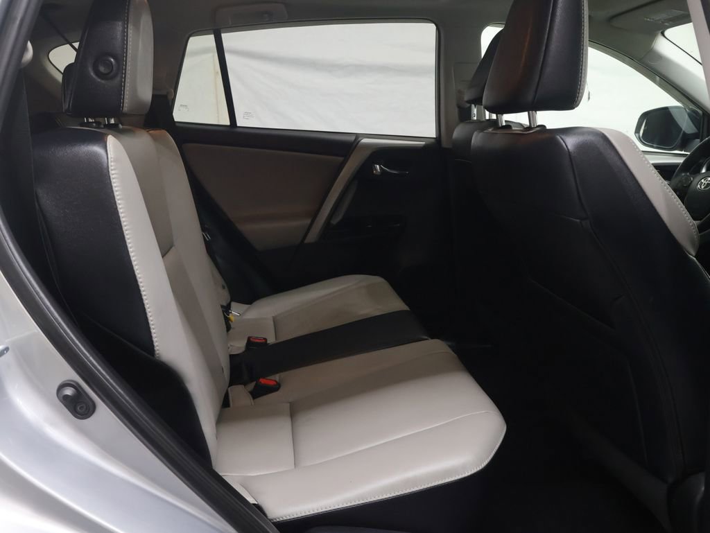 Used 2017 Toyota RAV4 Limited image 12
