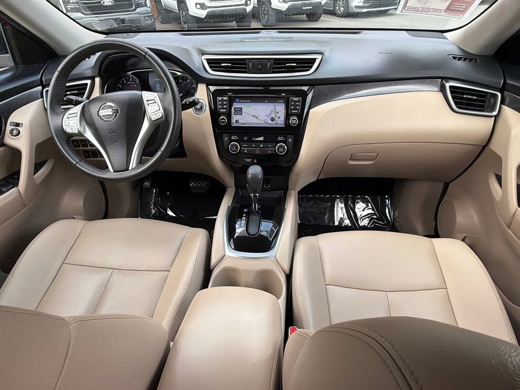 Used 2016 Nissan Rogue SL AWD/4WD image 16