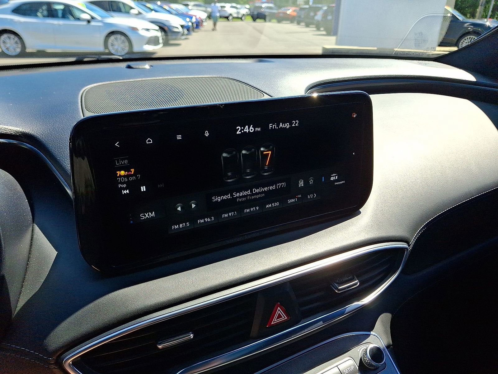 Used 2022 Hyundai Santa Fe Calligraphy image 20