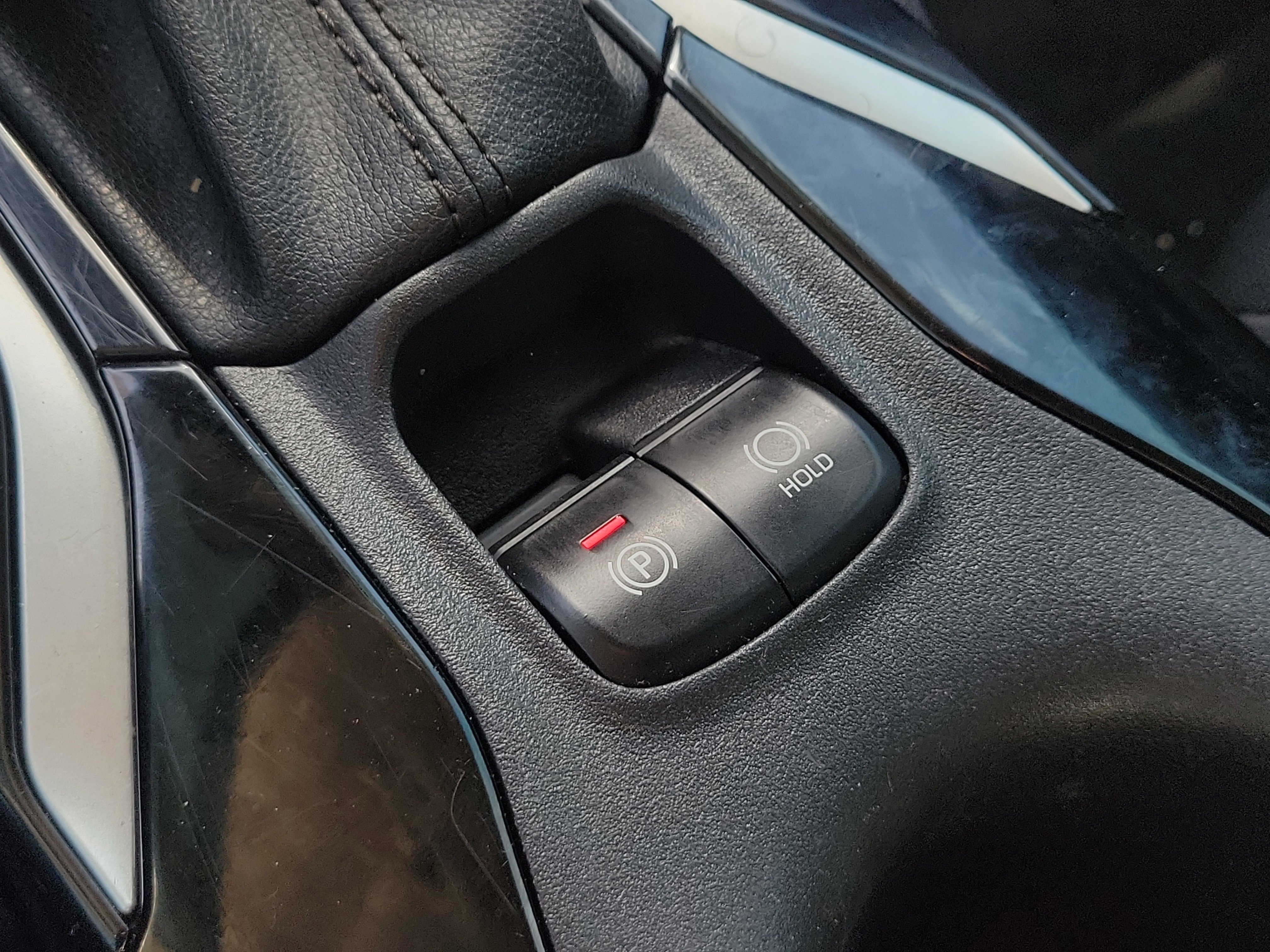 Used 2022 Toyota Corolla LE image 30