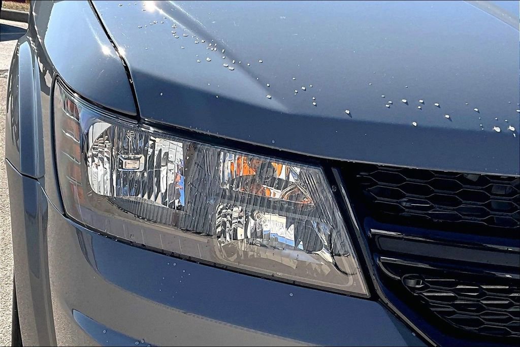 Used 2020 Dodge Journey SE w/ SE Popular Equipment Group image 27