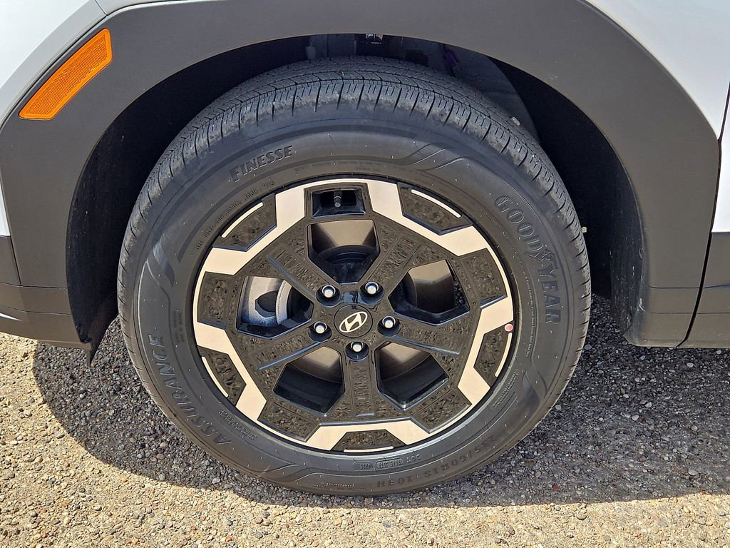 Used 2026 Hyundai Santa Fe SEL image 11