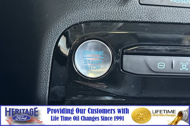 New 2025 Ford Escape SE image 20